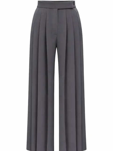 Black women's pants with front pleats with pockets by Repulo's brand