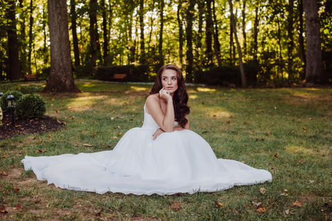 bride-portrait-Liriodendron-Mansion