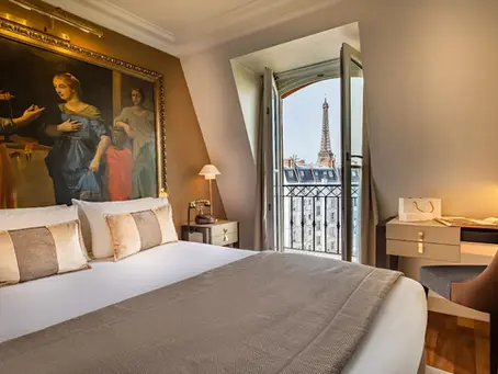 Hotels in Paris with Eiffel Tower View.