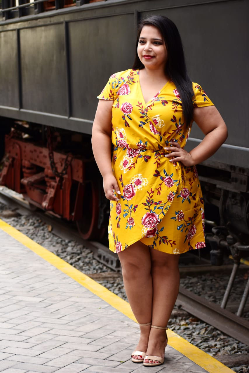 Miniatura: VESTIDO FLOREADO