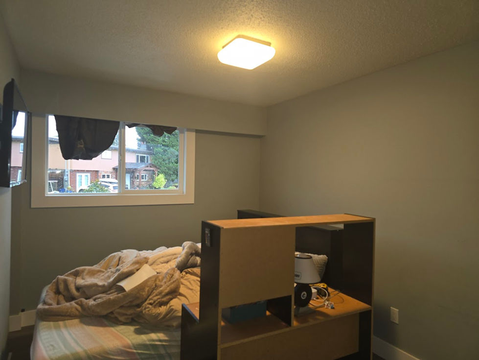 Mav's room before