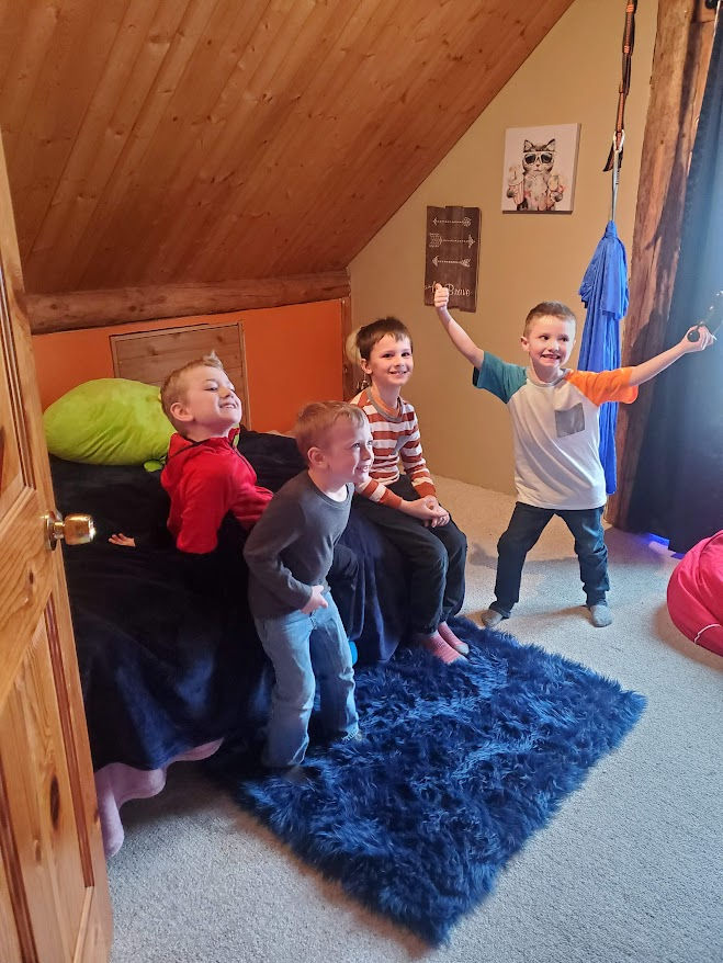 Simple kids room