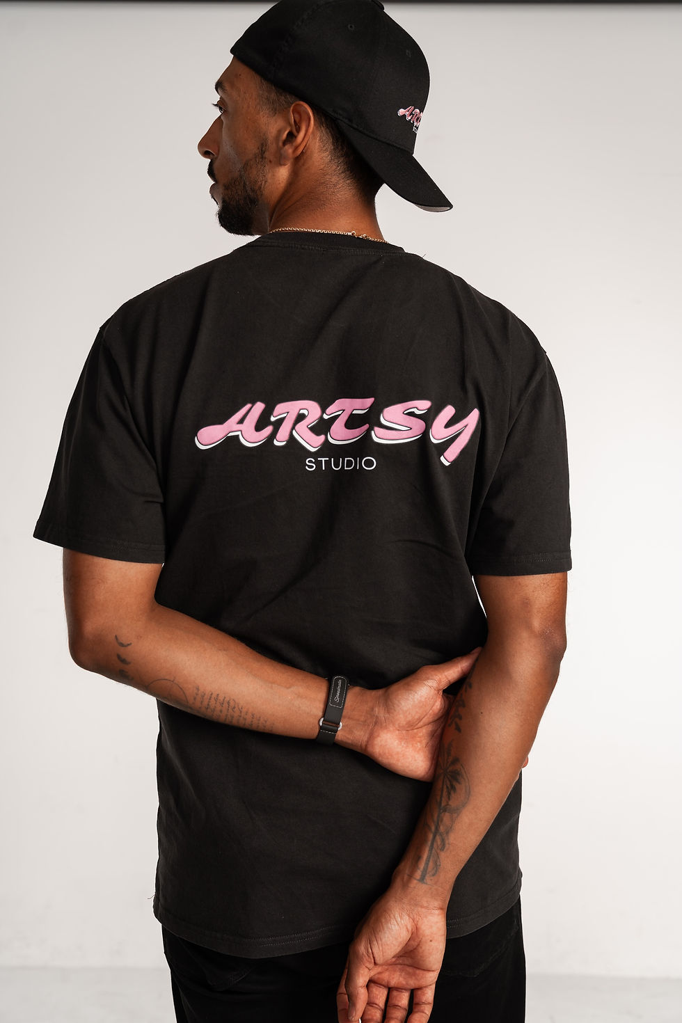 Thumbnail: Artsy Studio Crew T-SHIRT Unisex