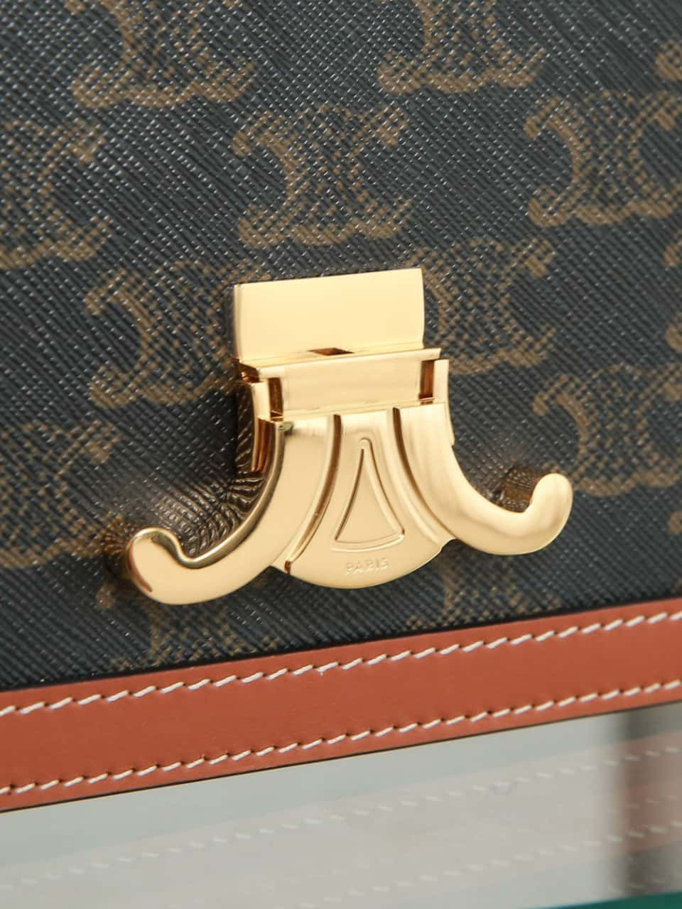 Thumbnail: Designer Teen Triomphe Calfskin Bag – CEL309