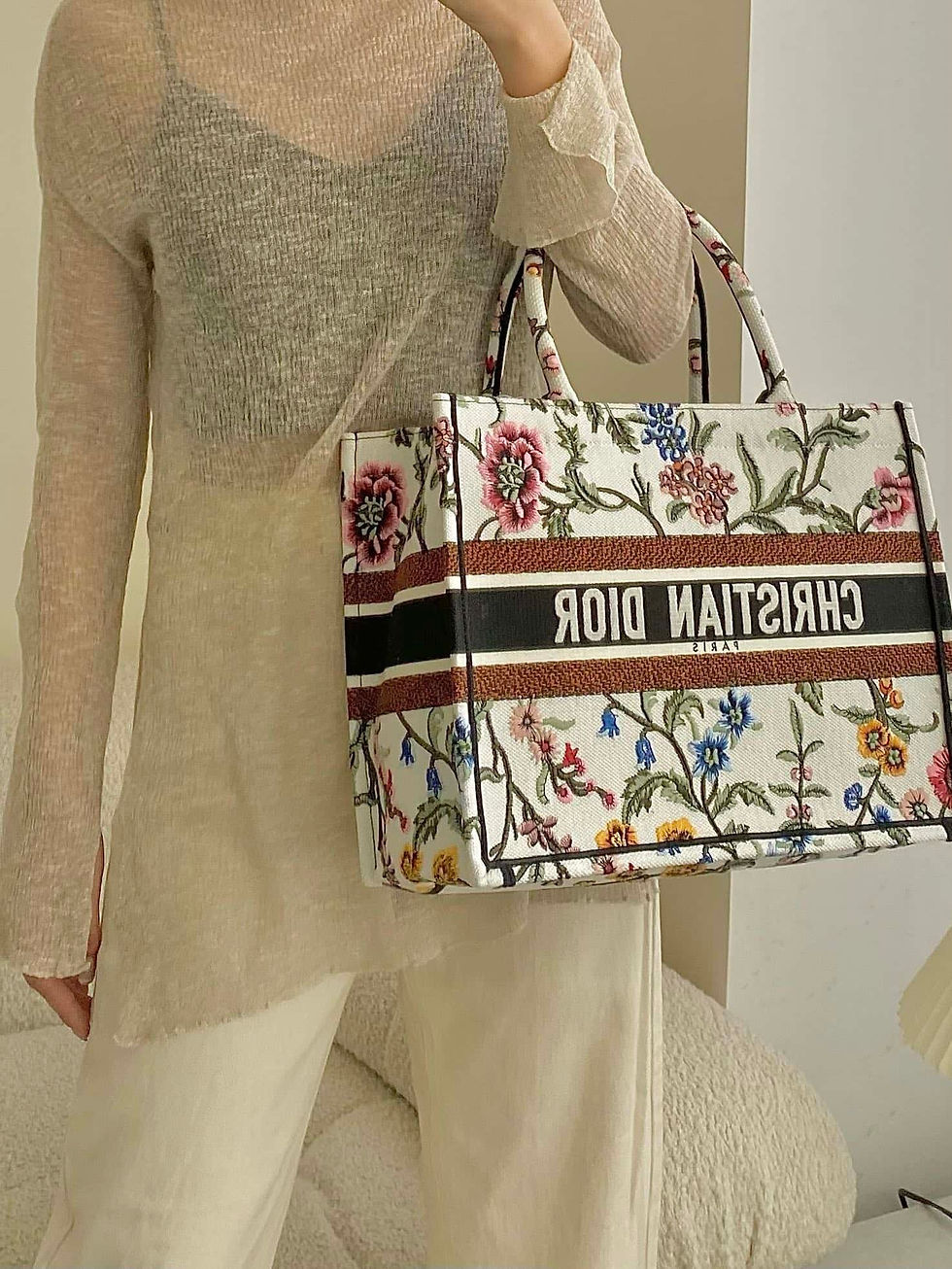Miniaturbild: Designer Bag Doir Book Tote - 824