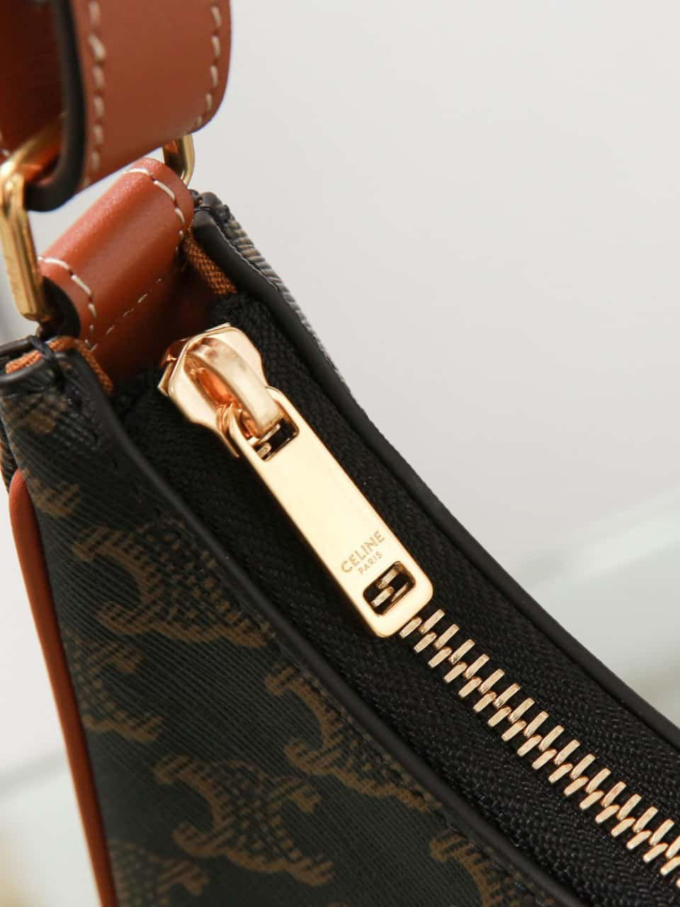 Thumbnail: Designer Bag CLIN