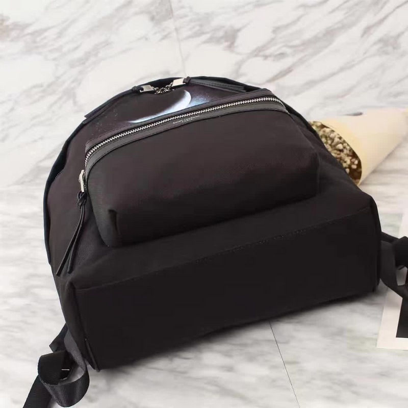 Thumbnail: textured leather backpack with card slots – SLY93