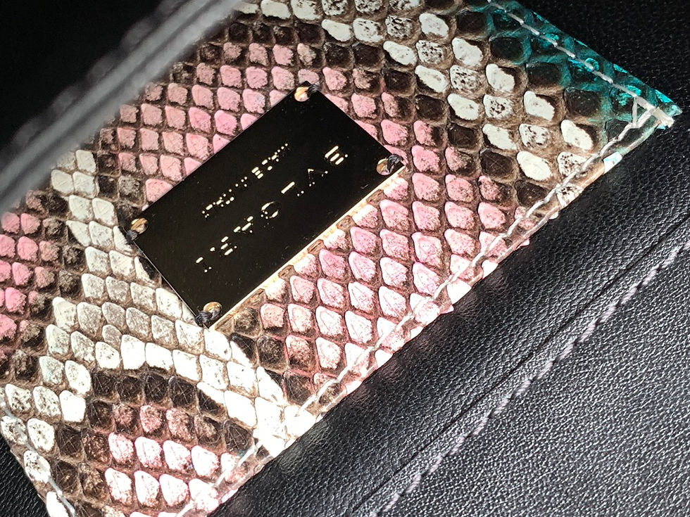 Thumbnail: Designer Bag Leather Bag BVLG