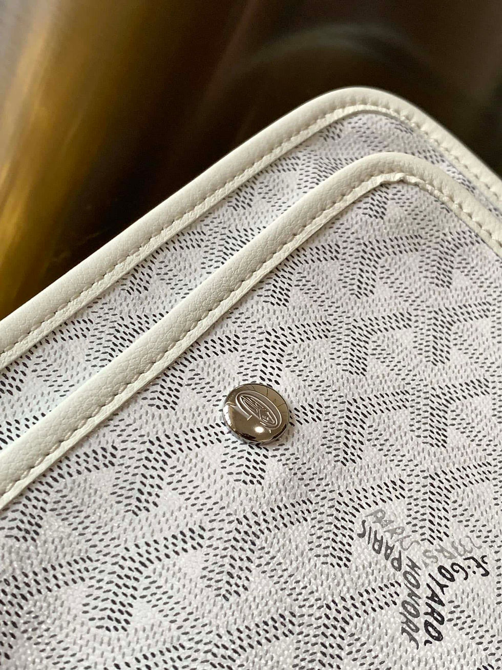 Thumbnail: Designer Bag GYOARD