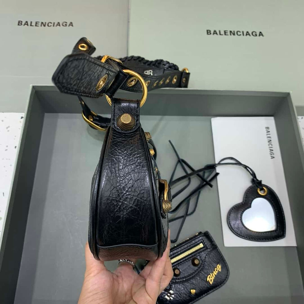 Thumbnail: Balenciaga Le Cagole half-moon underarm Black bag cross-body bag