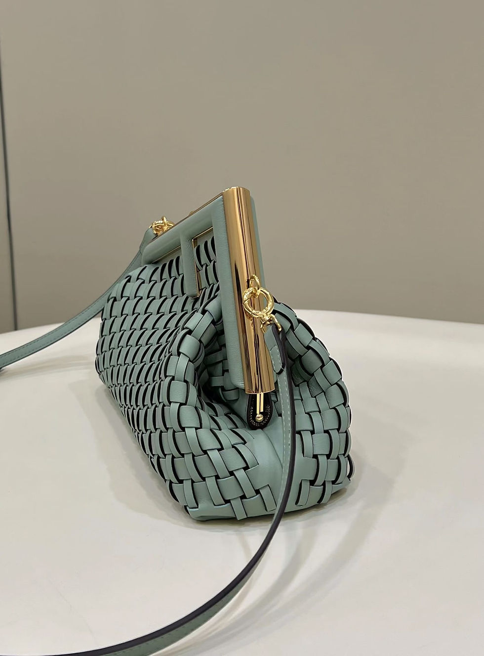 Thumbnail: Designer Bag FNDI