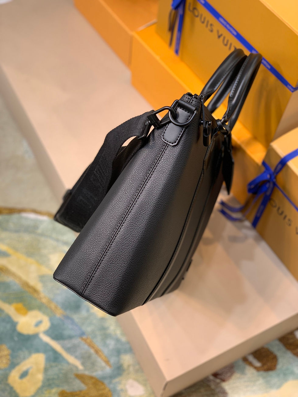 Thumbnail: Lock It Tote Bag – LUV672