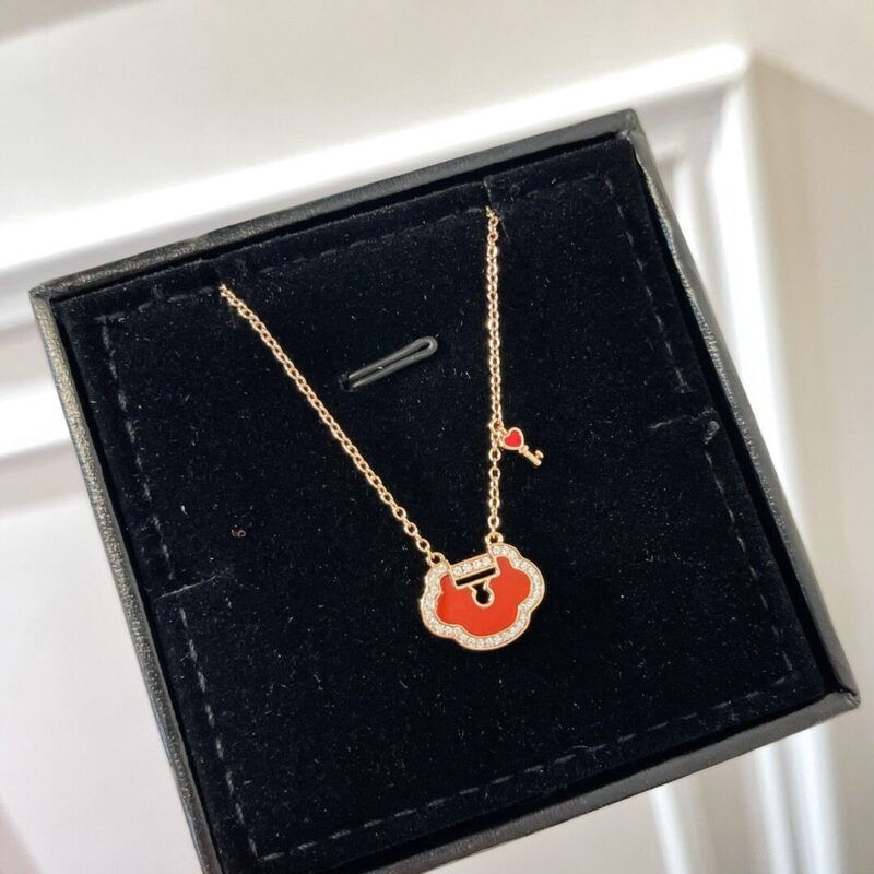 Miniaturbild: Designer Jewelry & Apparels