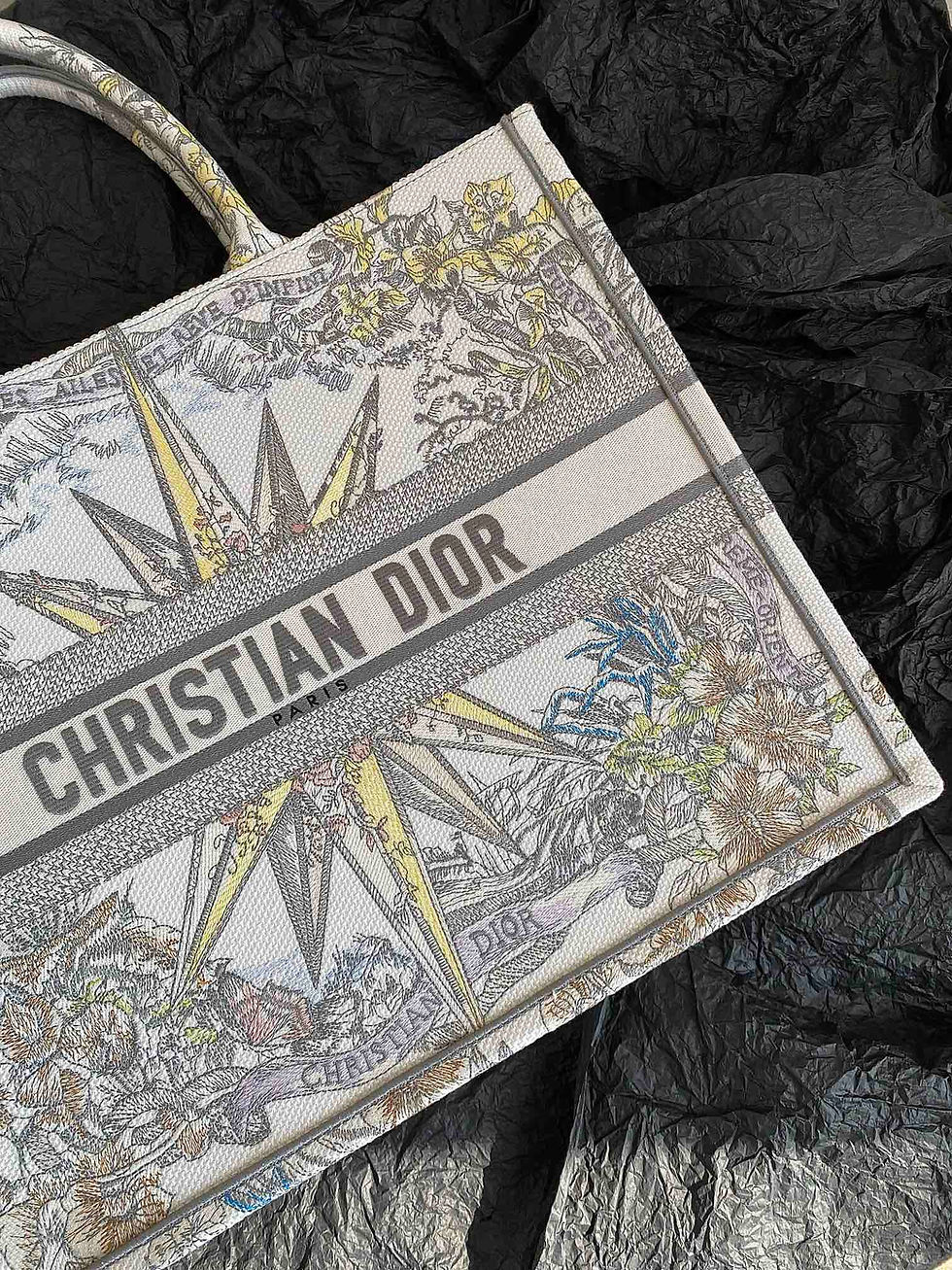 Thumbnail: Designer embroidery tote – DOR201
