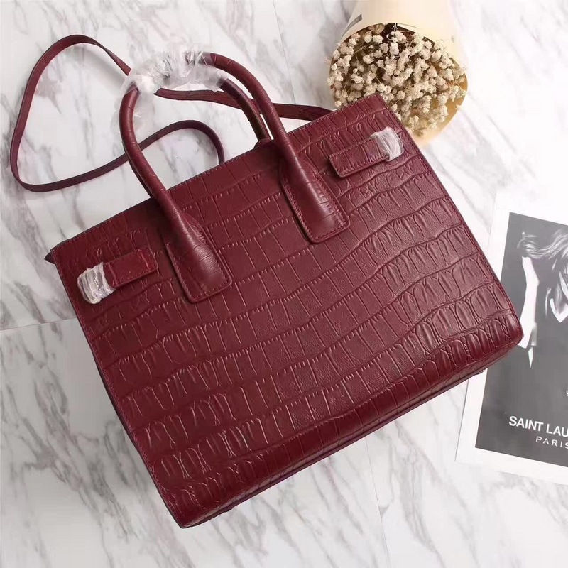 Thumbnail: foldable leather shoulder bag with chain strap – SLY173