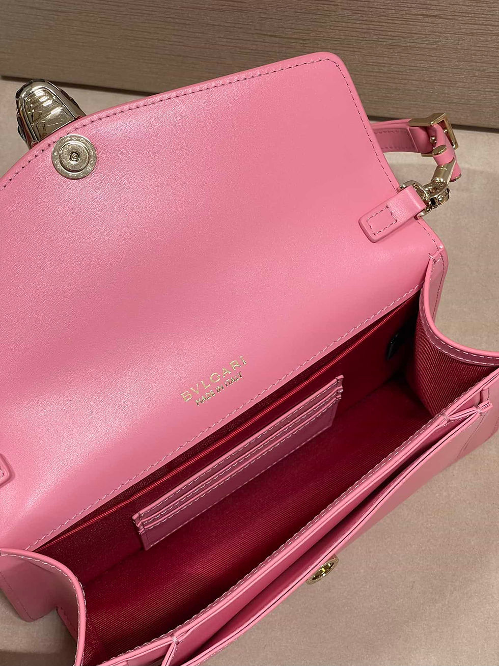 Thumbnail: Designer Bag Leather Bag BVLG