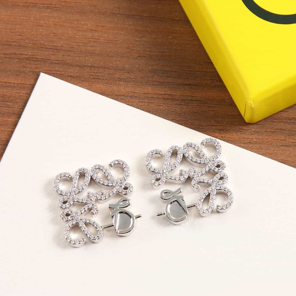 Thumbnail: diamond mooncake earrings – LOE330
