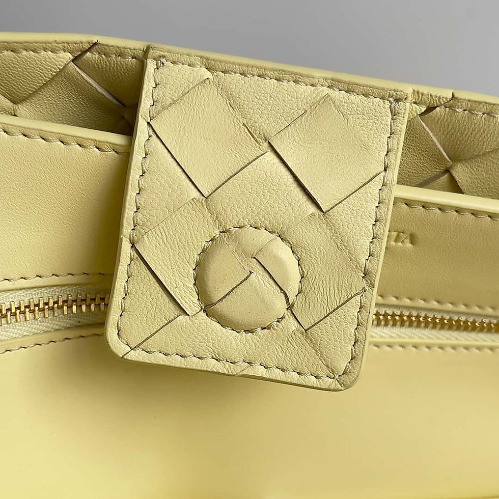Thumbnail: Andiamo Knitted Handbag – BOT42