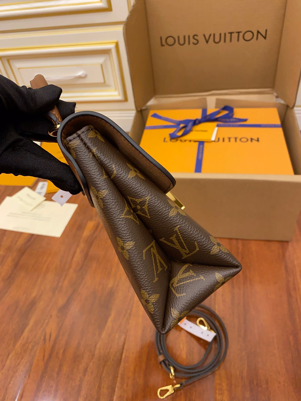 Thumbnail: Locky Bb Lock Bag – LUV1097