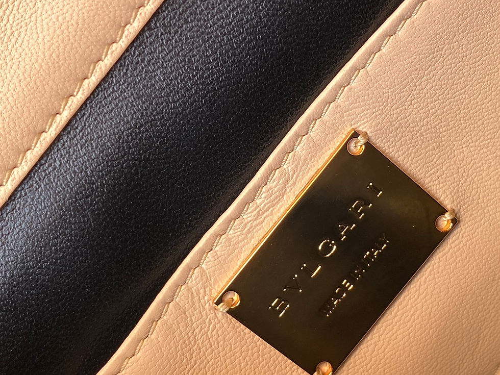 Thumbnail: Leather bag with chain strap, metal buc – BVL42
