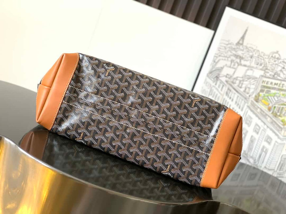 Thumbnail: Designer Bag Leather Bag GYOARD