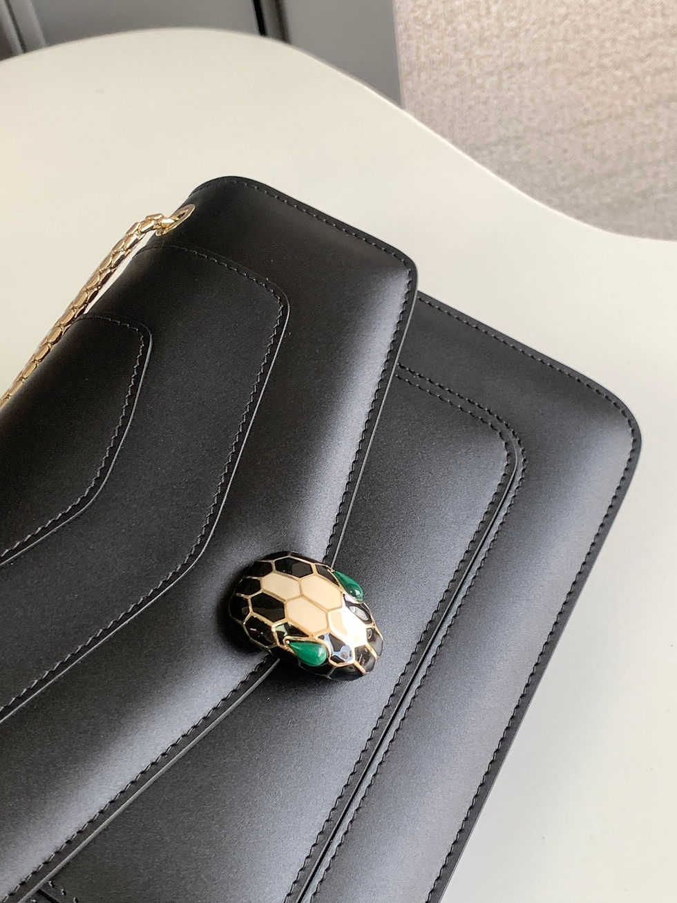 Thumbnail: Designer Bag Leather Bag BVLG