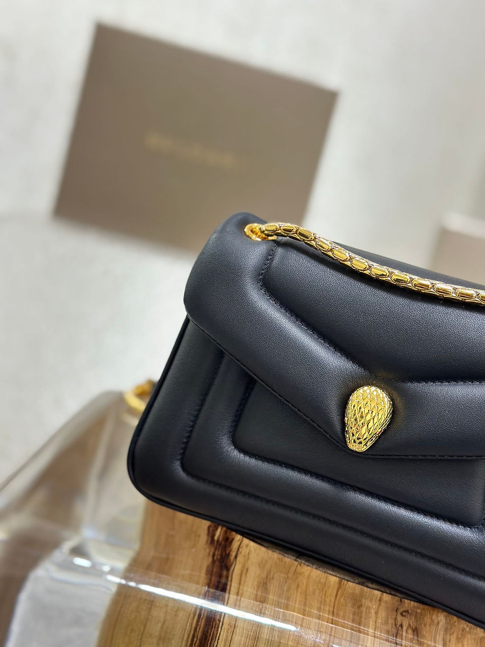 Thumbnail: Designer Bag Leather Bag BVLG
