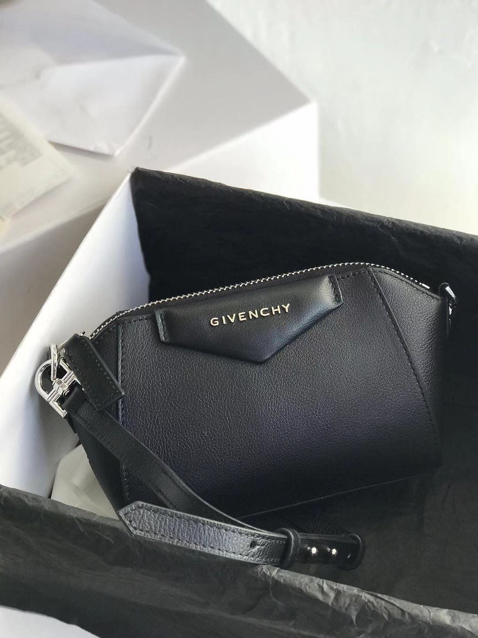 Givenchy imported small goat Antigona Nano handbag shoulder bag