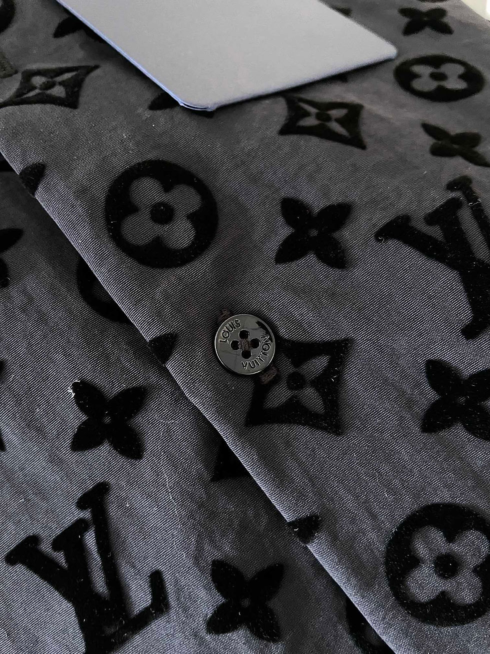 Thumbnail: Designer Clothes LOV Shirt - 5793
