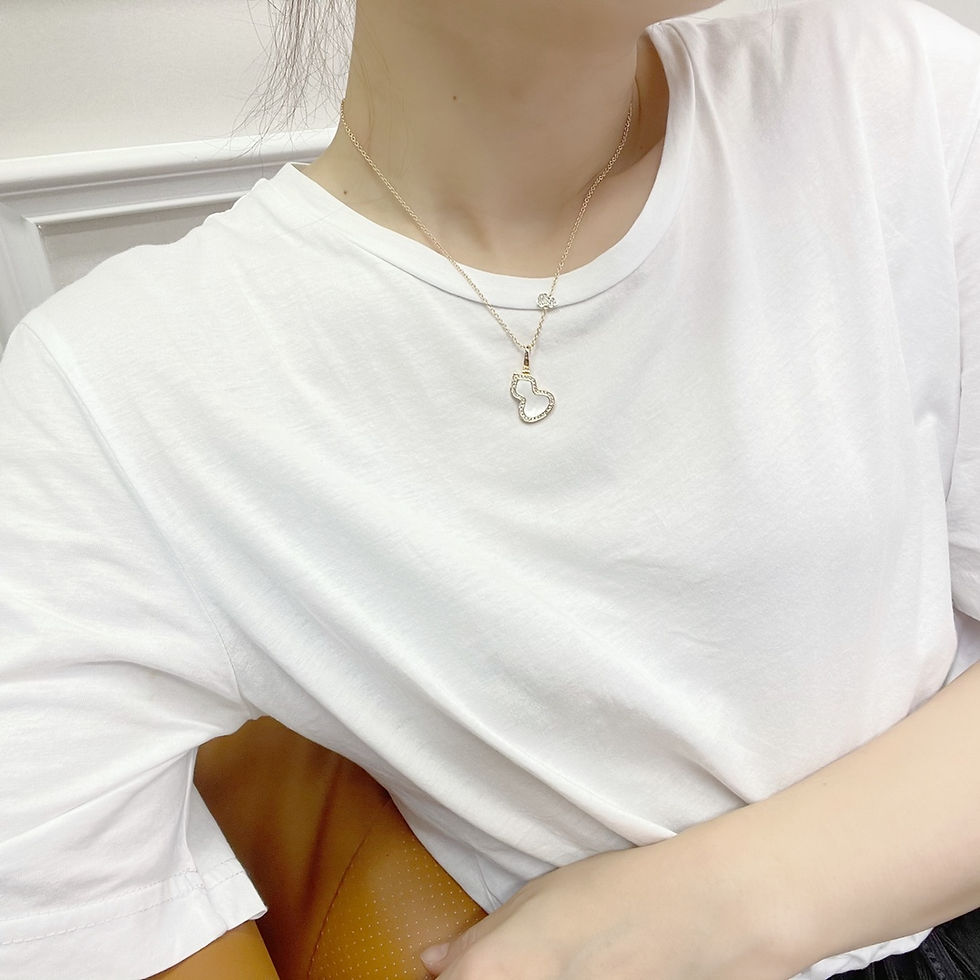 Thumbnail: Qeelin Kirin Diamond Double Gourd Necklace