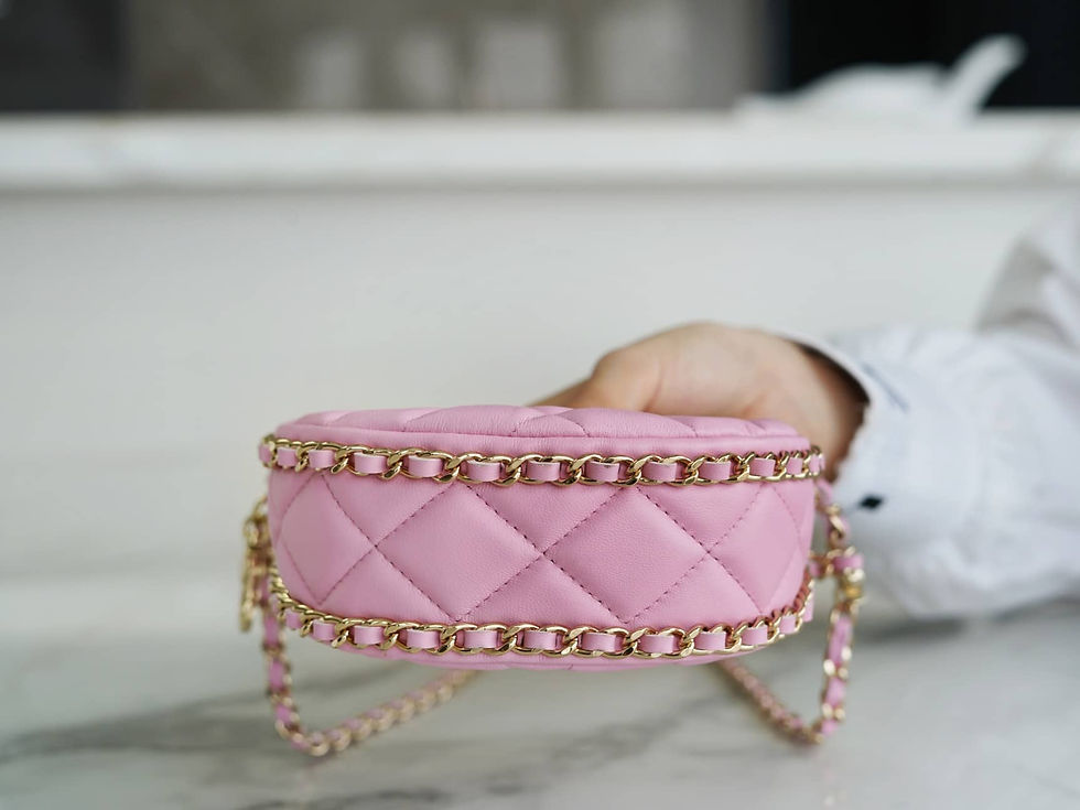 Thumbnail: small crescent moon bag – CHL348