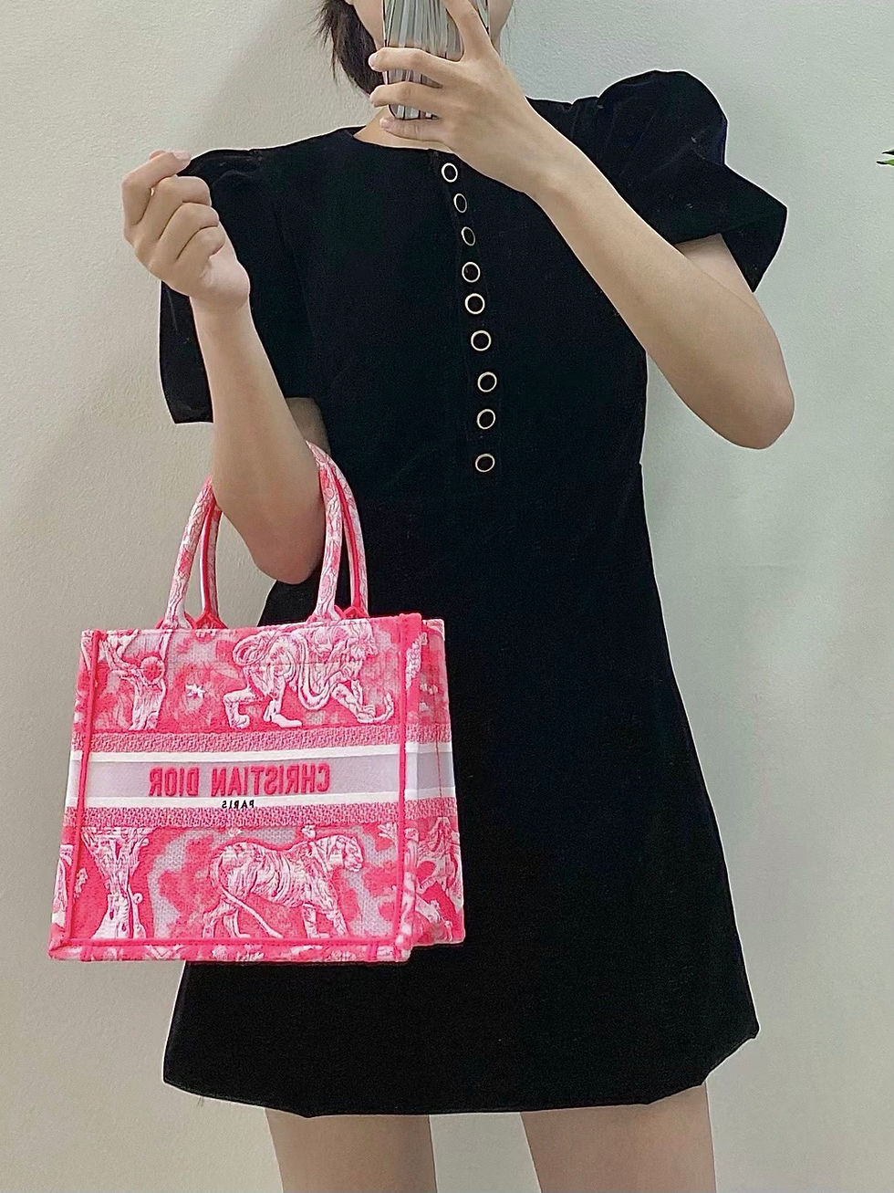 Thumbnail: Designer Bag DOIR Book Tote - 818