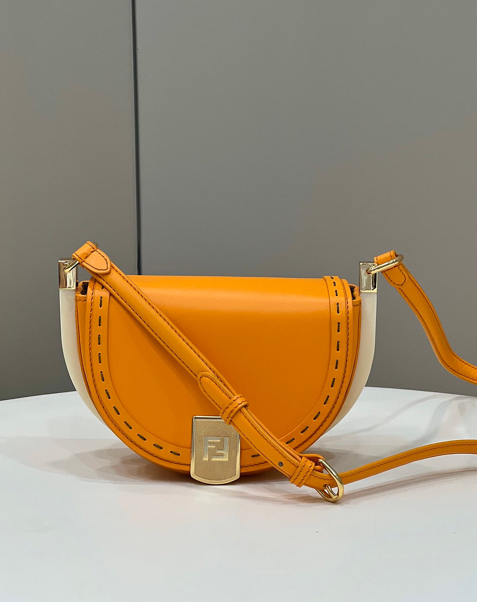 Miniaturbild: Designer Bag Leather Bag FND