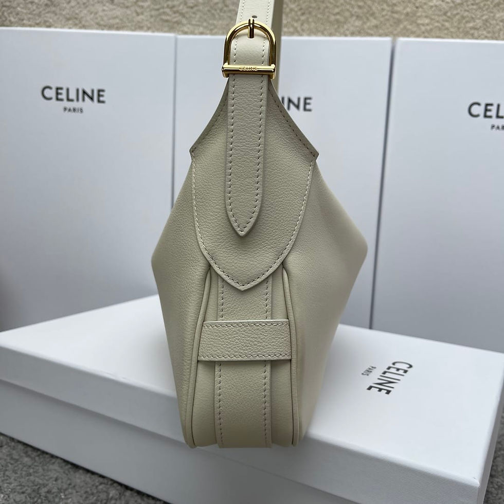 Thumbnail: Romy Medium Soft Calf Leather Shoulder Bag – CEL445