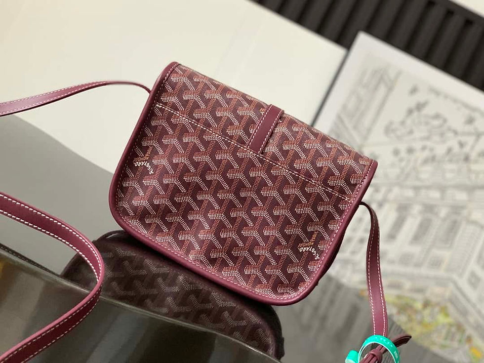 Thumbnail: modern leather crossbody with zip closure – GOY422