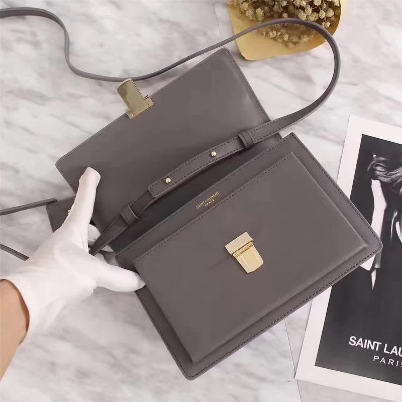 Thumbnail: structured leather shoulder bag with card slots – SLY150