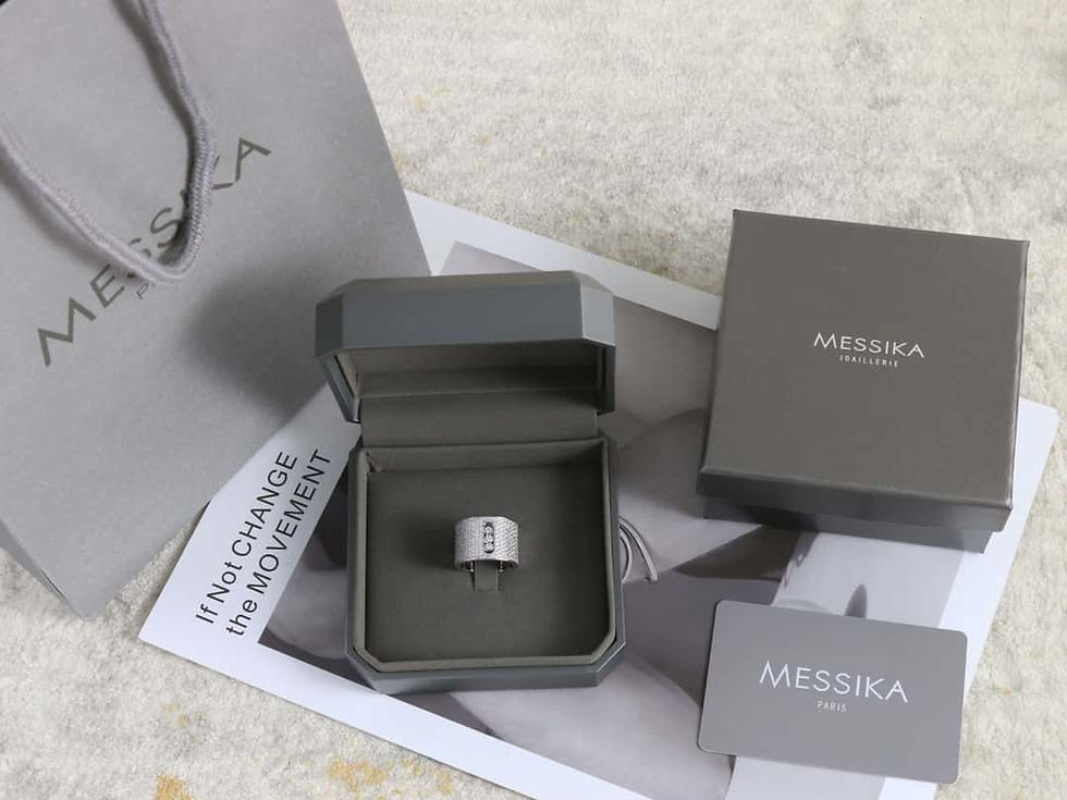 Thumbnail: Messika MECEKA MOVE UNO full diamond ring