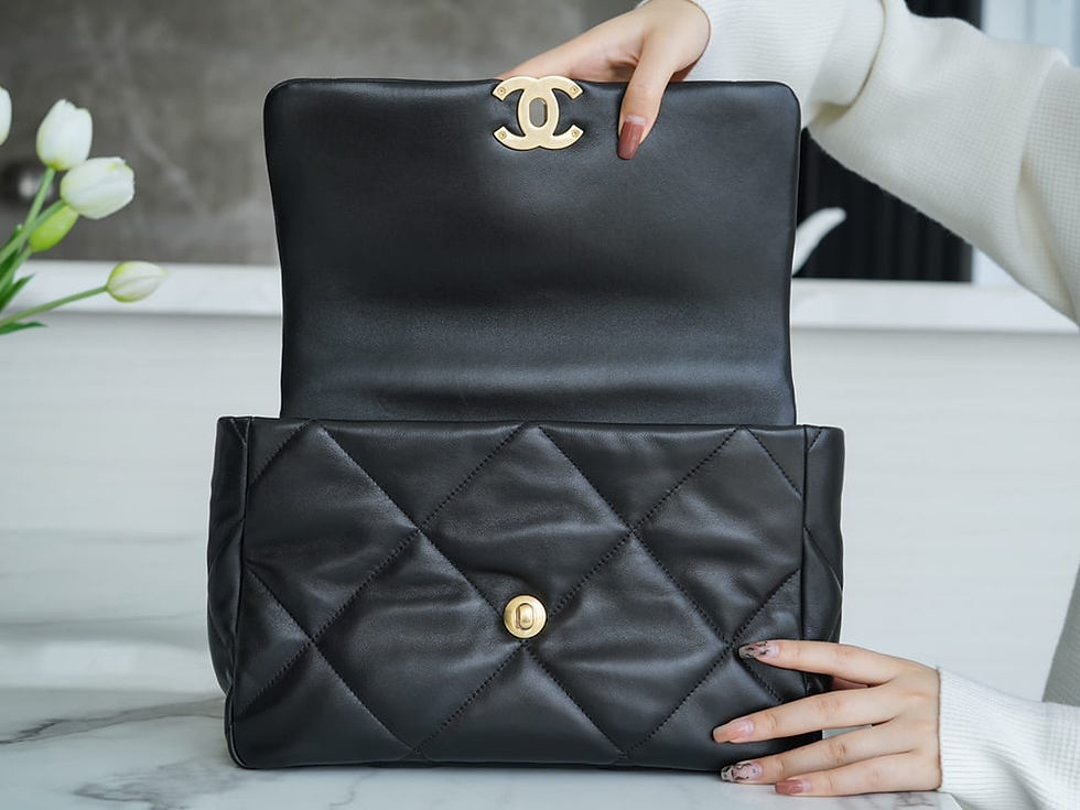 Thumbnail: medium 30cm 19bag black gold – CHL110