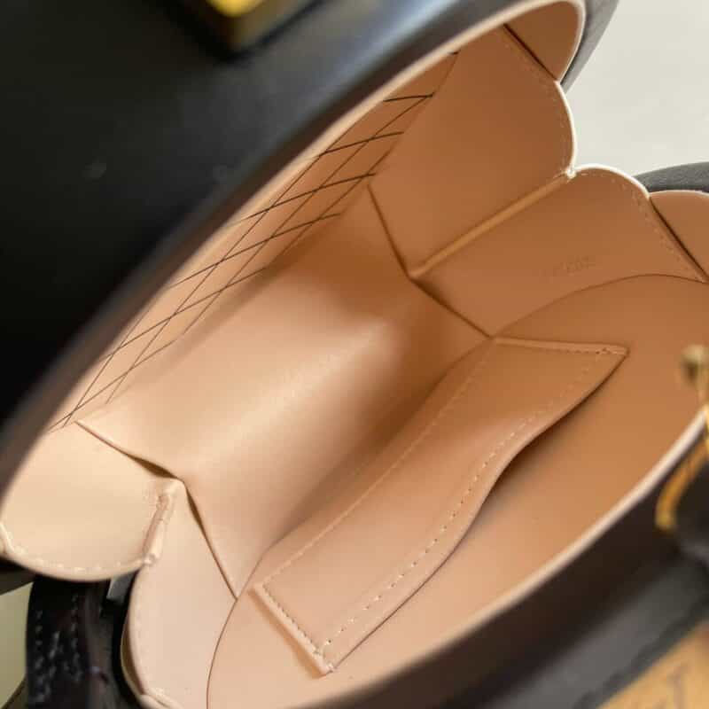 Thumbnail: Boite Chapeau Souple Inspired Bag – LUV1074