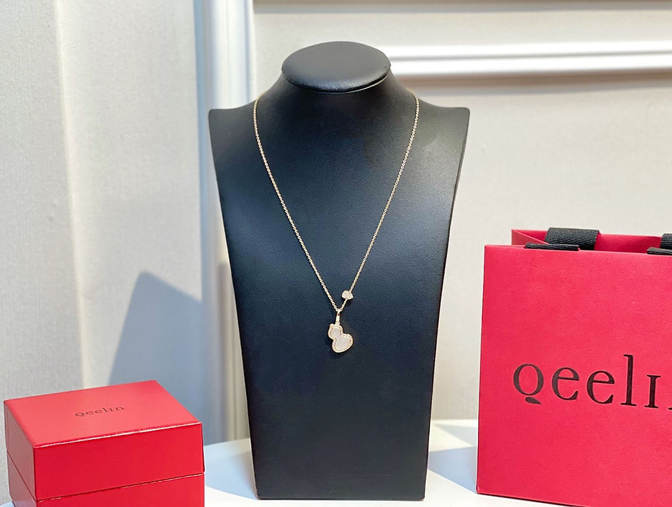 Thumbnail: Qeelin Kirin Diamond Double Gourd Necklace