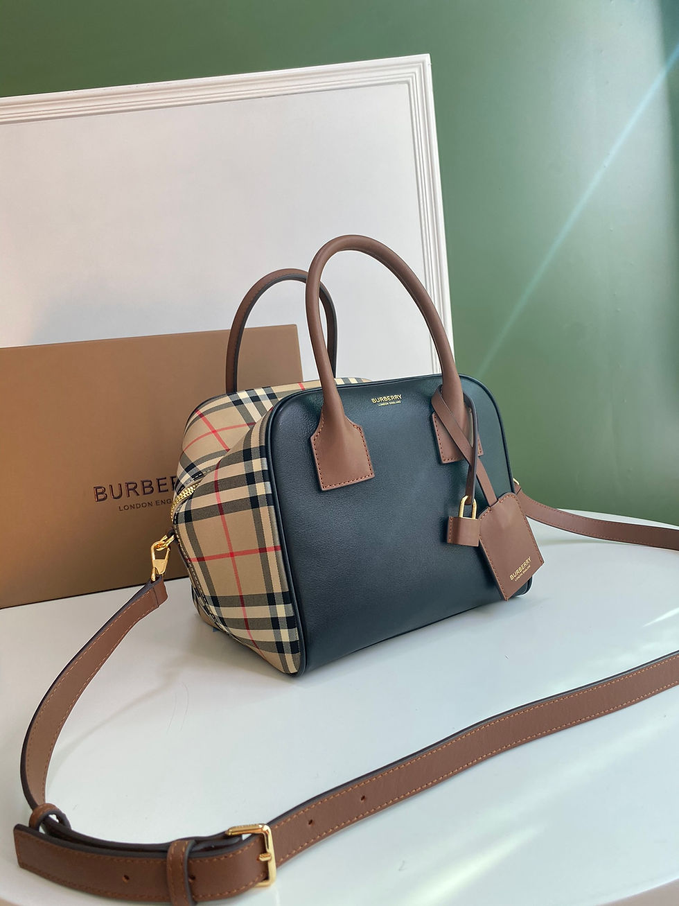 Thumbnail: Designer Bag Leather Bag BRBRY