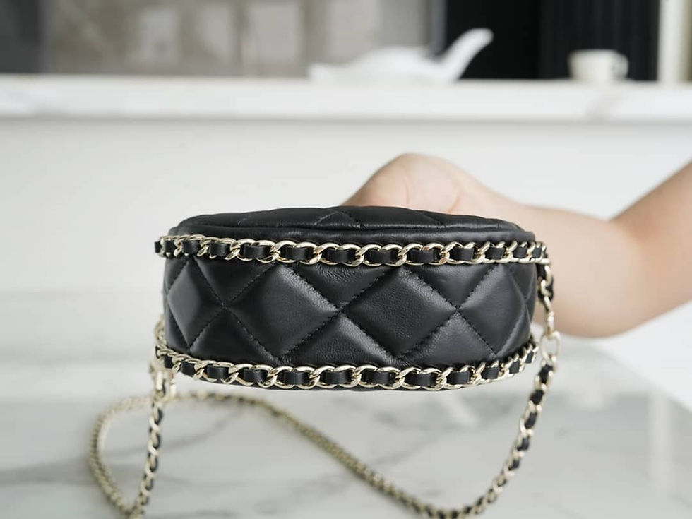 Thumbnail: Designer Small Crescent Moon Bag - CHL346
