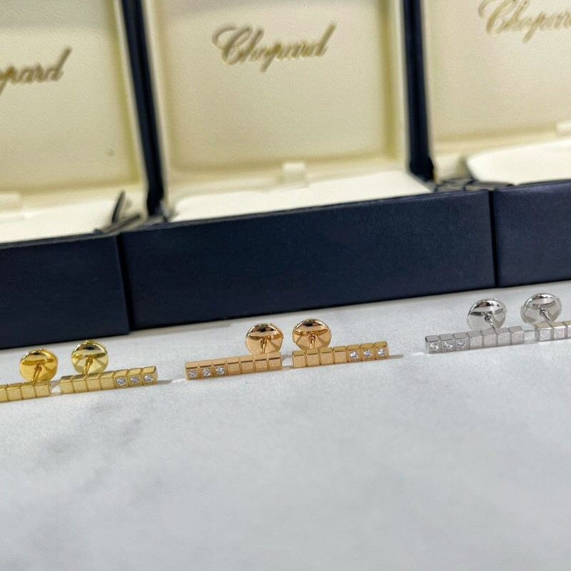 Designer Jewelry & Apparels