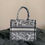 Miniaturbild: Designer Bag Doir Book Tote - 825