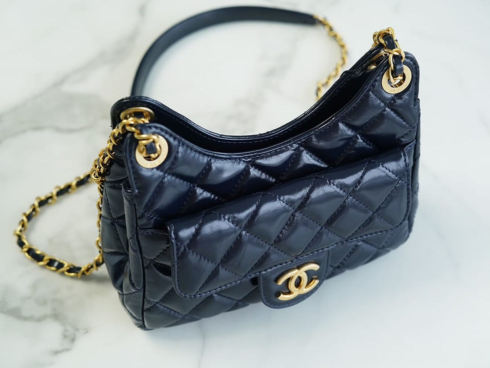 Thumbnail: 23c dark blue wrinkled leather small hobo bag – CHL287