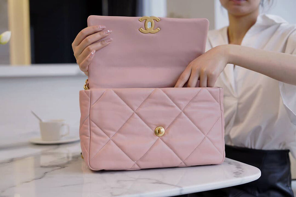 Thumbnail: medium 30cm 19bag peach powder/gold buckle – CHL308