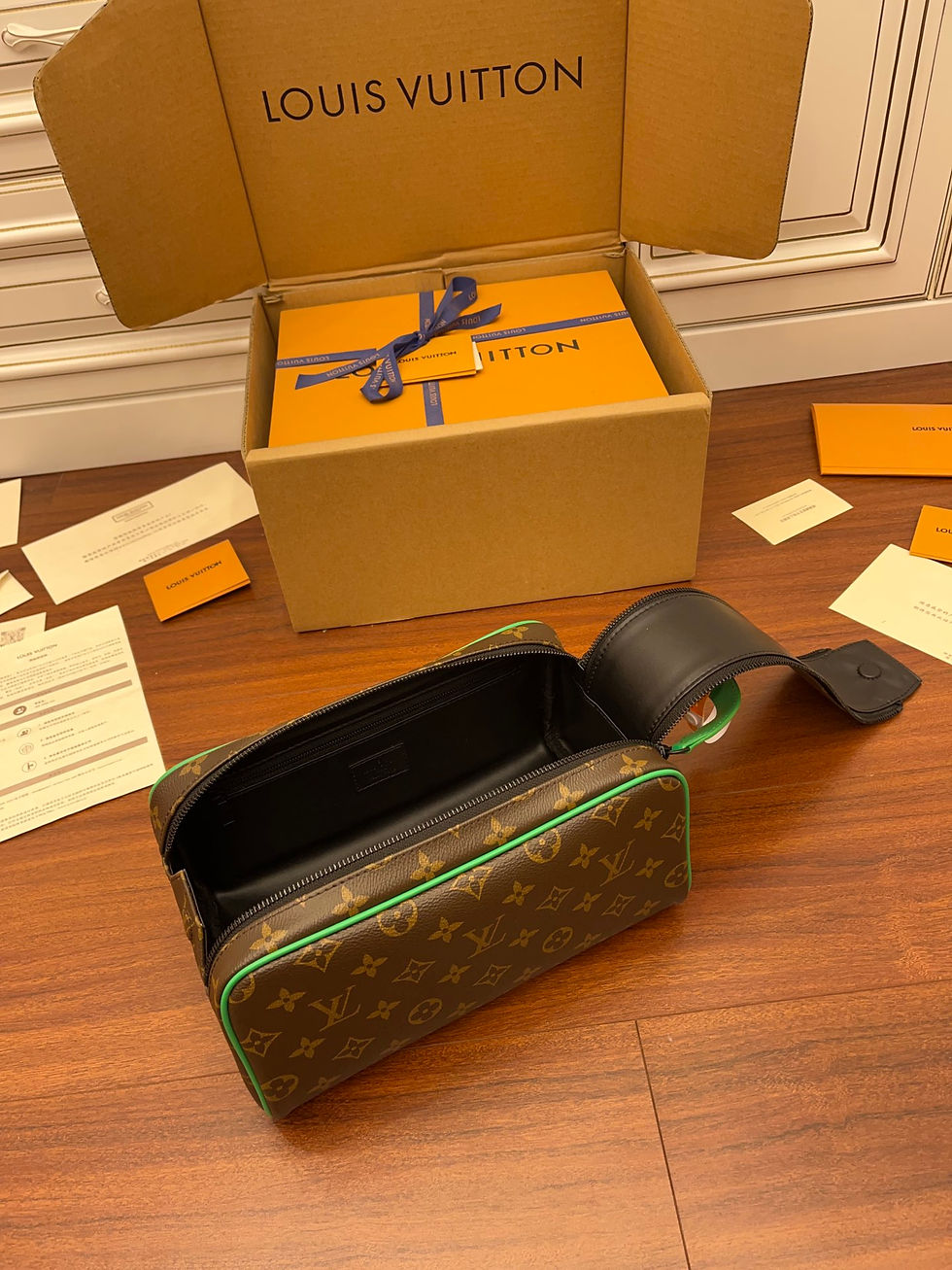 Thumbnail: Dopp Kit – LUV1140