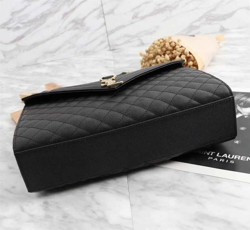Thumbnail: soft leather shoulder bag with zipper closure – SLY161
