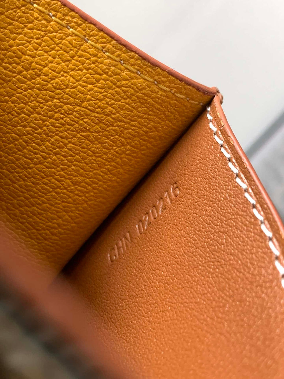 Thumbnail: Saint-Pierre pattern leather card holder - GOY482