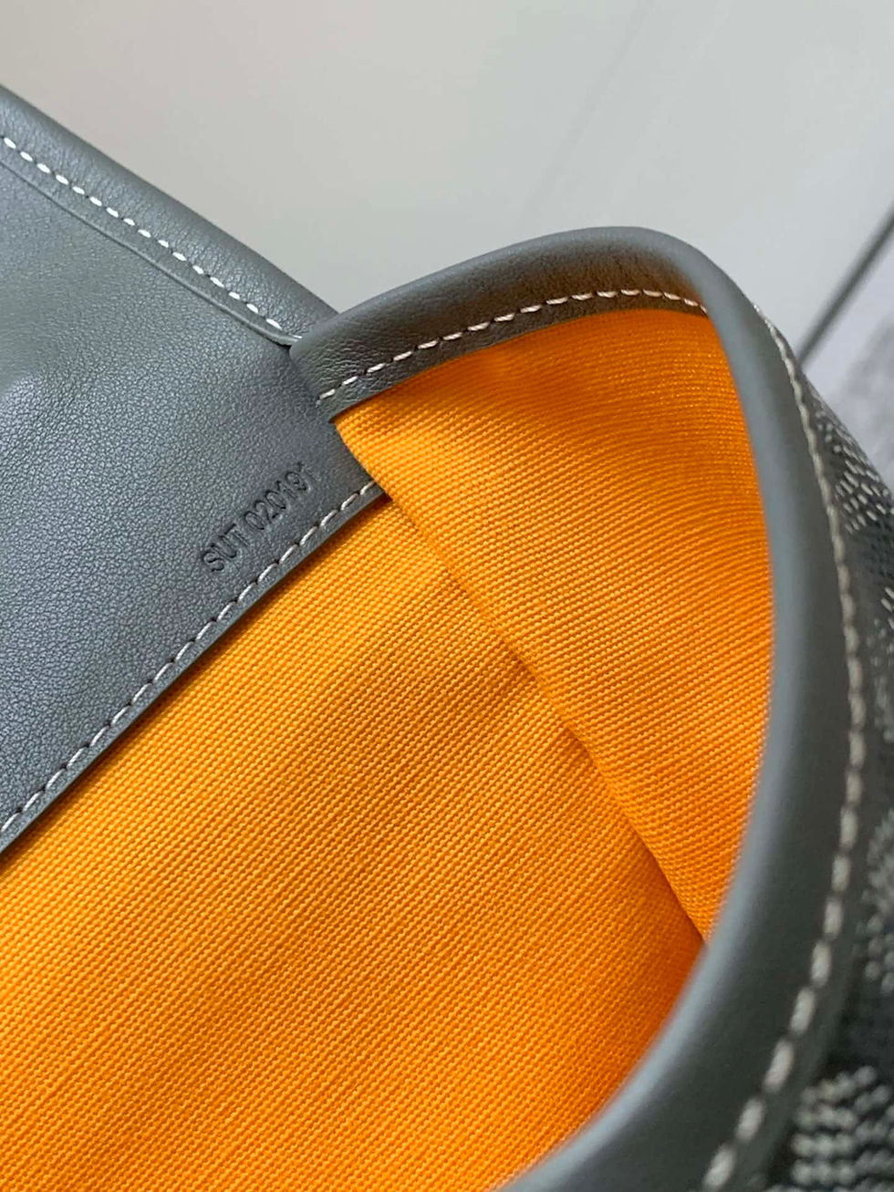 Thumbnail: Designer Bag GYOARD